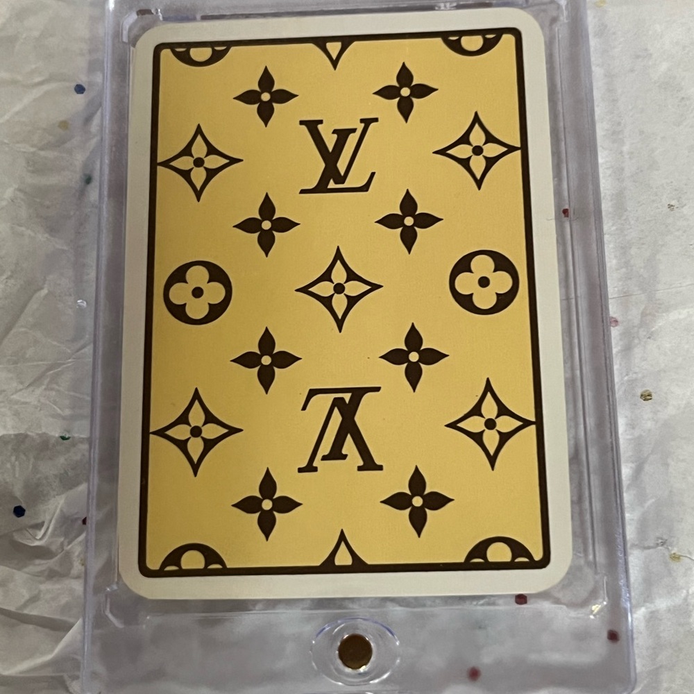 LOUIS VUITTON 5 OF HEARTS MONOGRAM CARD IN HARD CASE